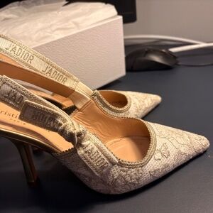 Authentic Dior J’adior White and Gold Embroidered Slingback Pump